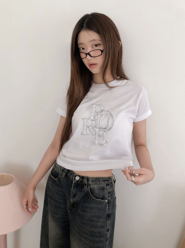 春夏預訂｜布貼刺繡短袖TEE