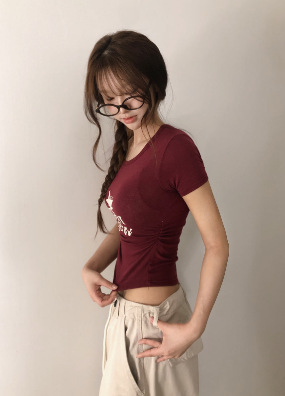春夏預訂｜修身星星側邊褶皺短袖TEE