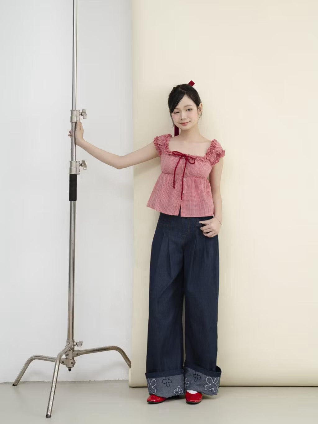 越南🇻🇳Dora the label預訂｜Clover Jeans with Floral Embroidery