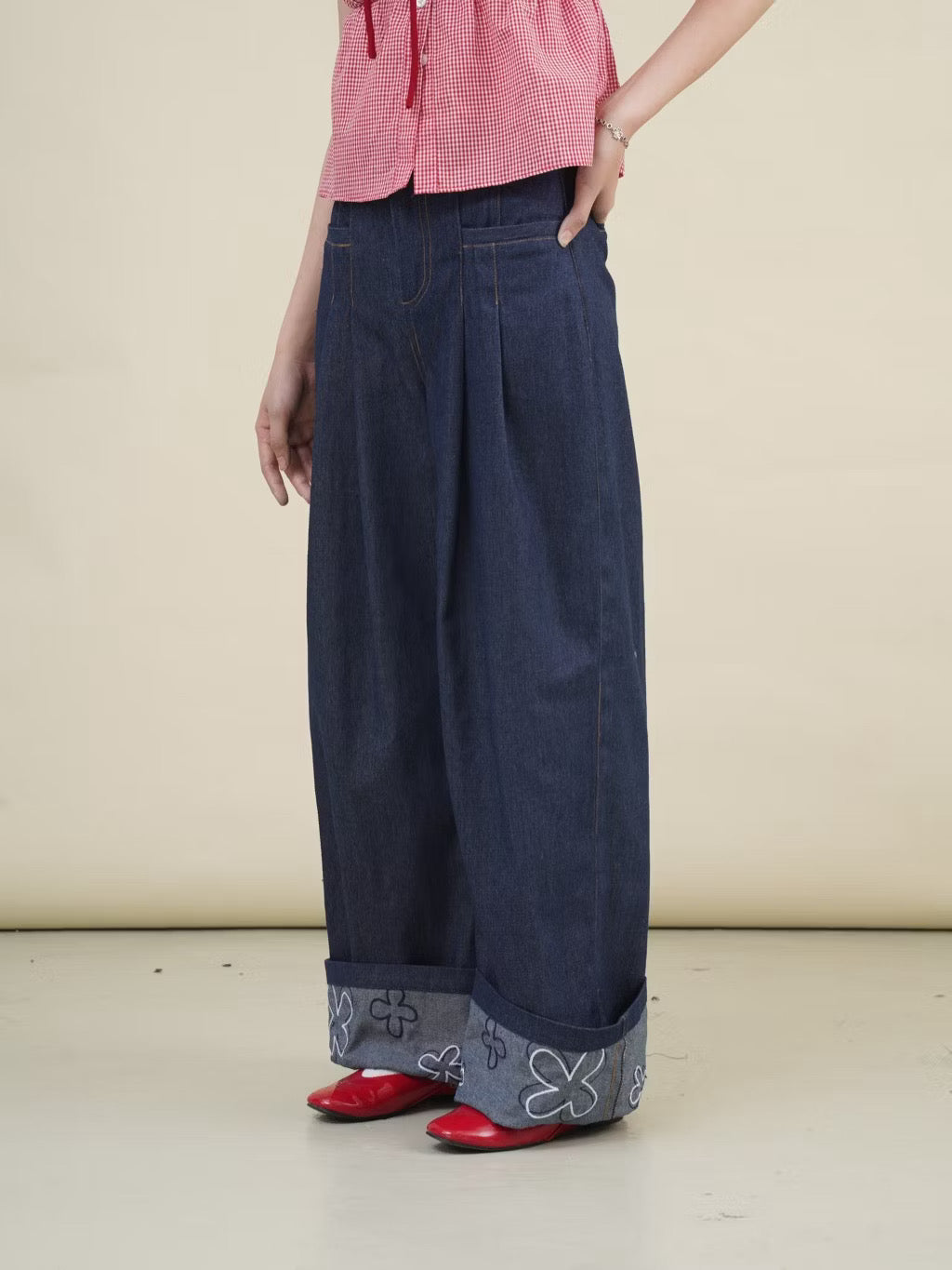 越南🇻🇳Dora the label預訂｜Clover Jeans with Floral Embroidery
