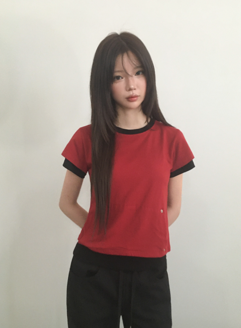 春夏預訂｜鉚釘口袋撞色領T恤