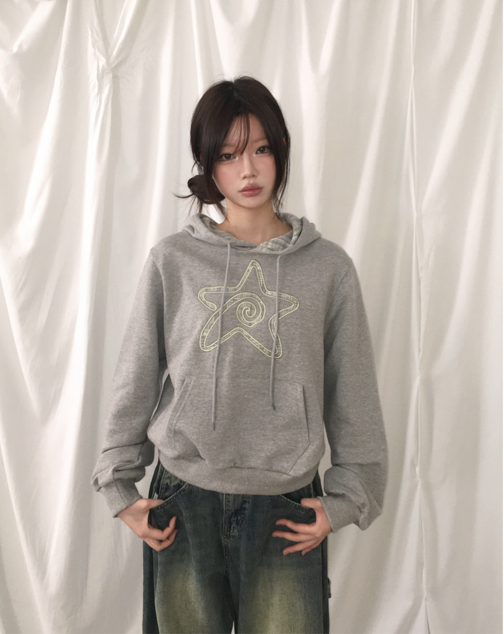 早秋預訂｜寬鬆格紋星形口袋HOODIE