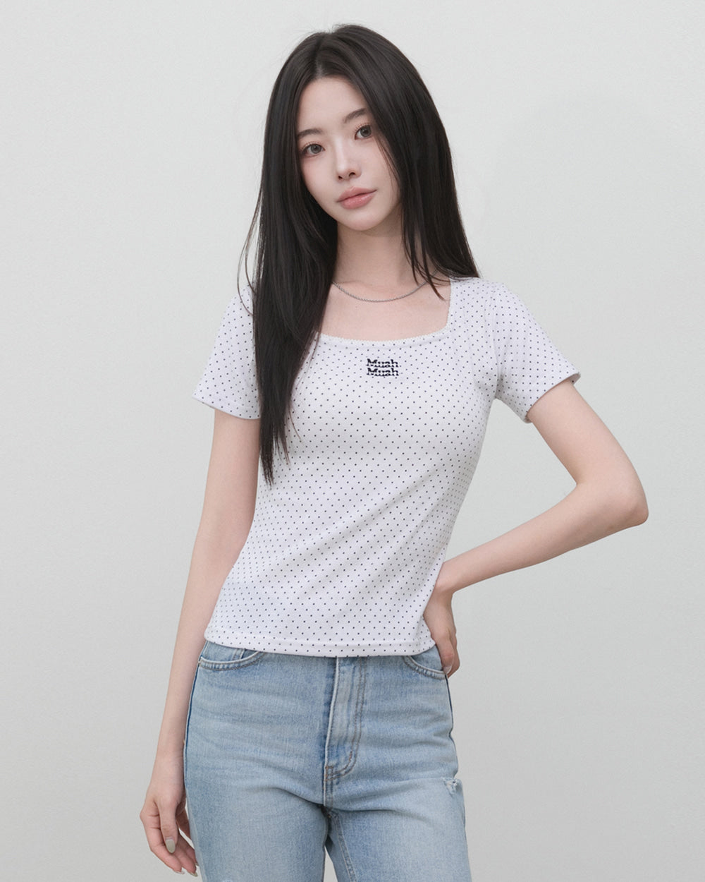 MUAHMUAH預訂｜SQUARE NECK DOT HALF SLEEVE
