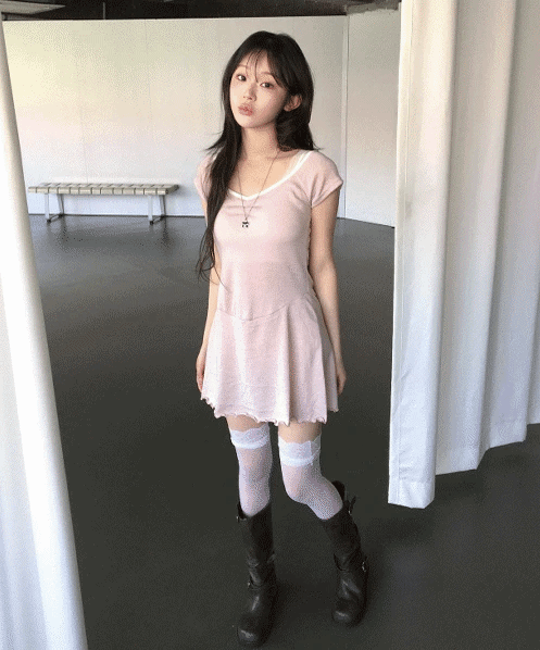 春夏預訂｜層疊拼色迷你連身裙