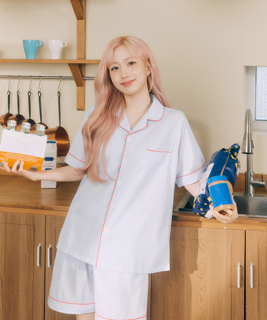 DOSSY預訂｜NMIXX HAEWON PICK SILK FIT STRIPE PAJAMA SET
